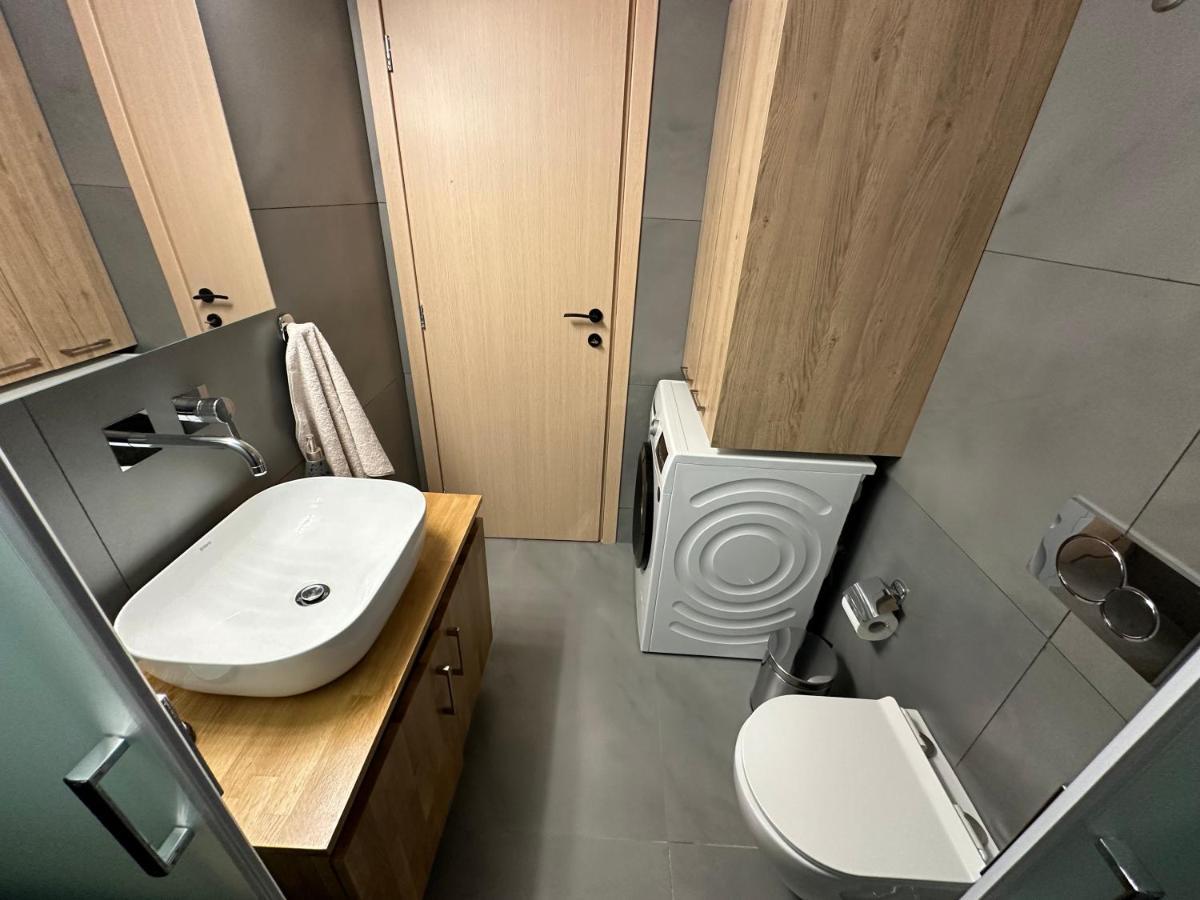 Vasilis Luxury Apartment Атина Екстериор снимка